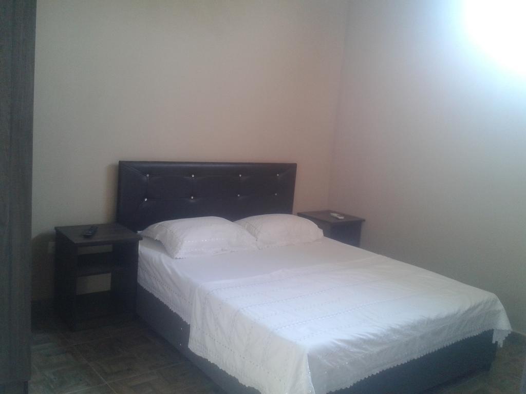 Maxim Mini Hotel Batumi Camera foto