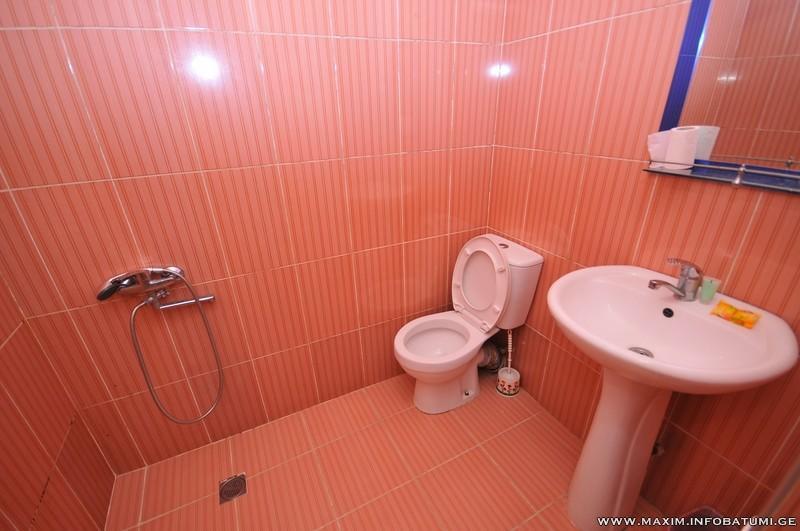 Maxim Mini Hotel Batumi Esterno foto